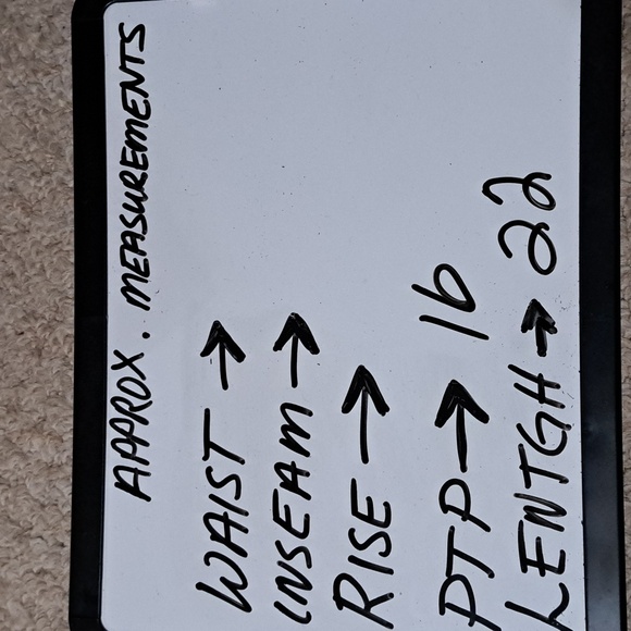 Philosophy Sweater - Picture 4 of 4